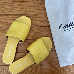 L’intervalle Yellow Croc Slides